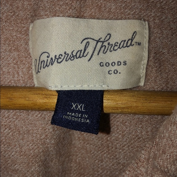 Universal Thread fall button down 🍁 - Picture 2 of 4